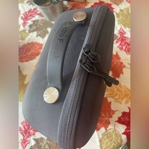 Black Hydroflask Lunchbox